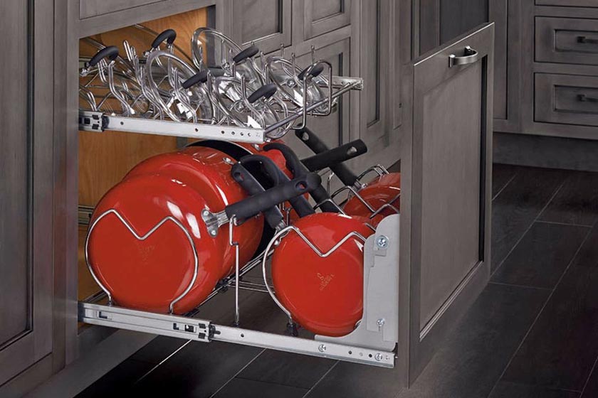 https://www.kitchenmagic.com/hubfs/images/products/storage-solutions/pot-metal-pull-out-slider-1.jpg